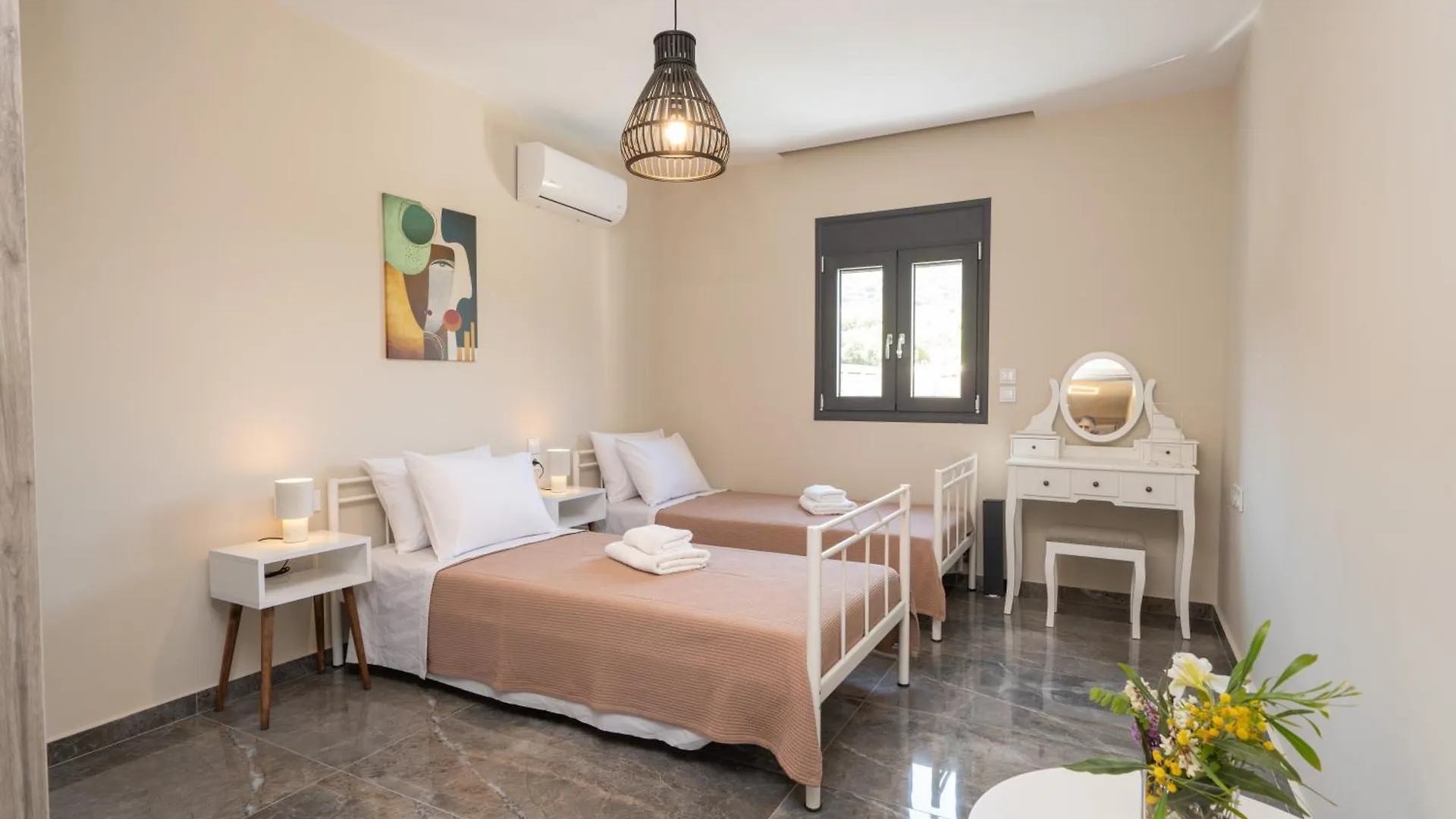 Legantes Luxury Apartments Makriotika 0*,