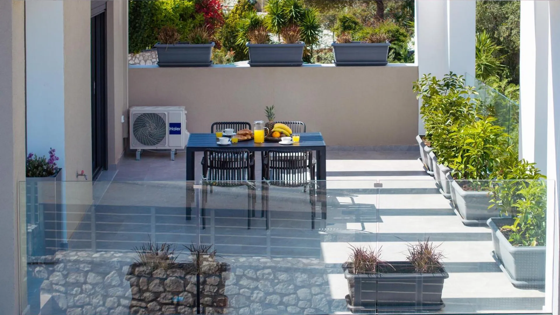 Legantes Luxury Apartments Makriotika