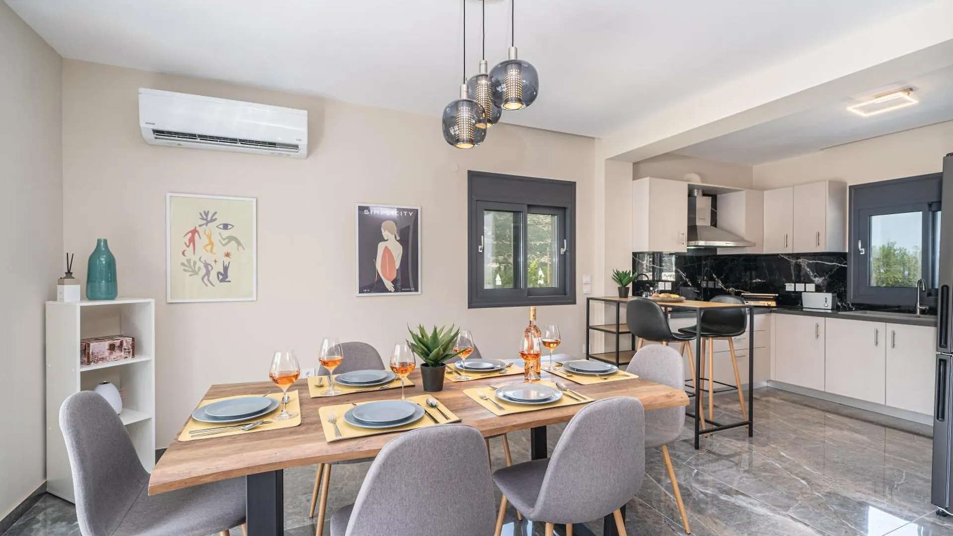 Legantes Luxury Apartments Makriotika