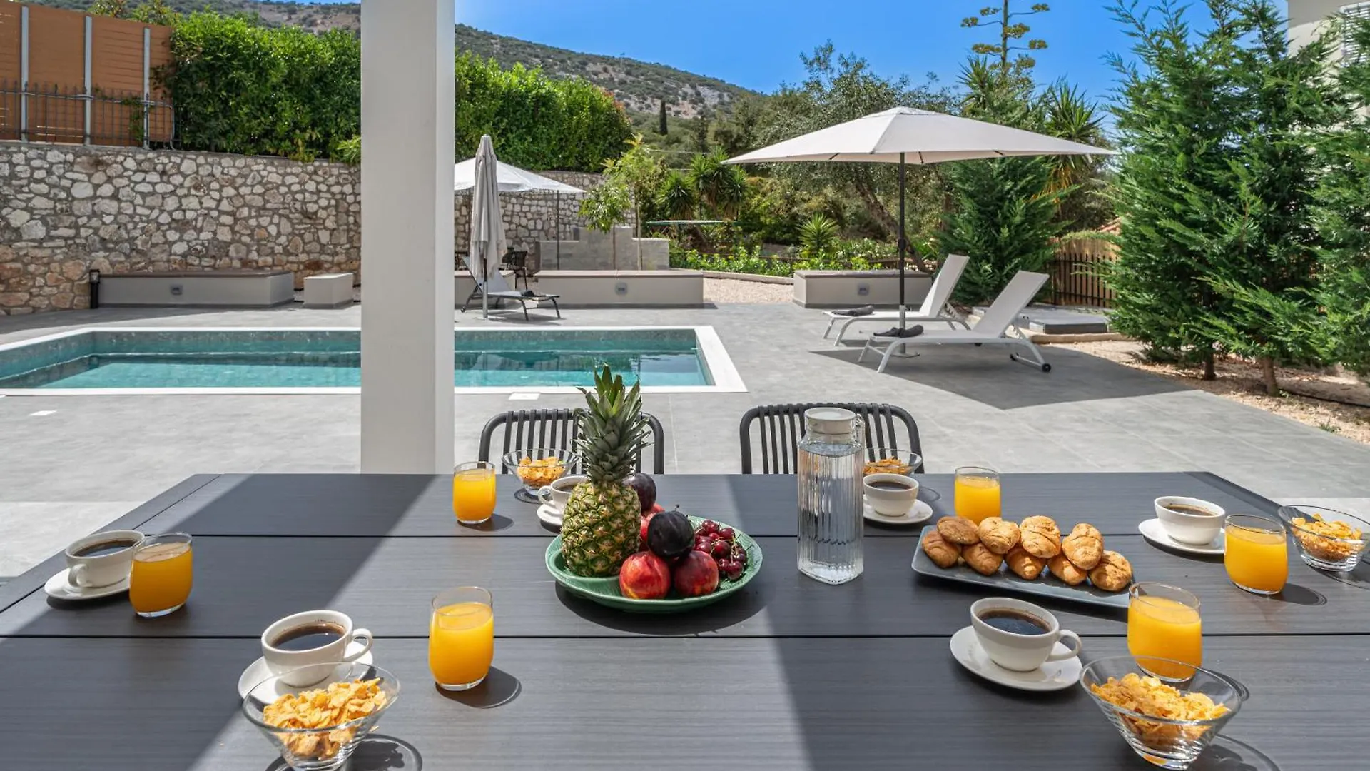 Legantes Luxury Apartments Makriotika