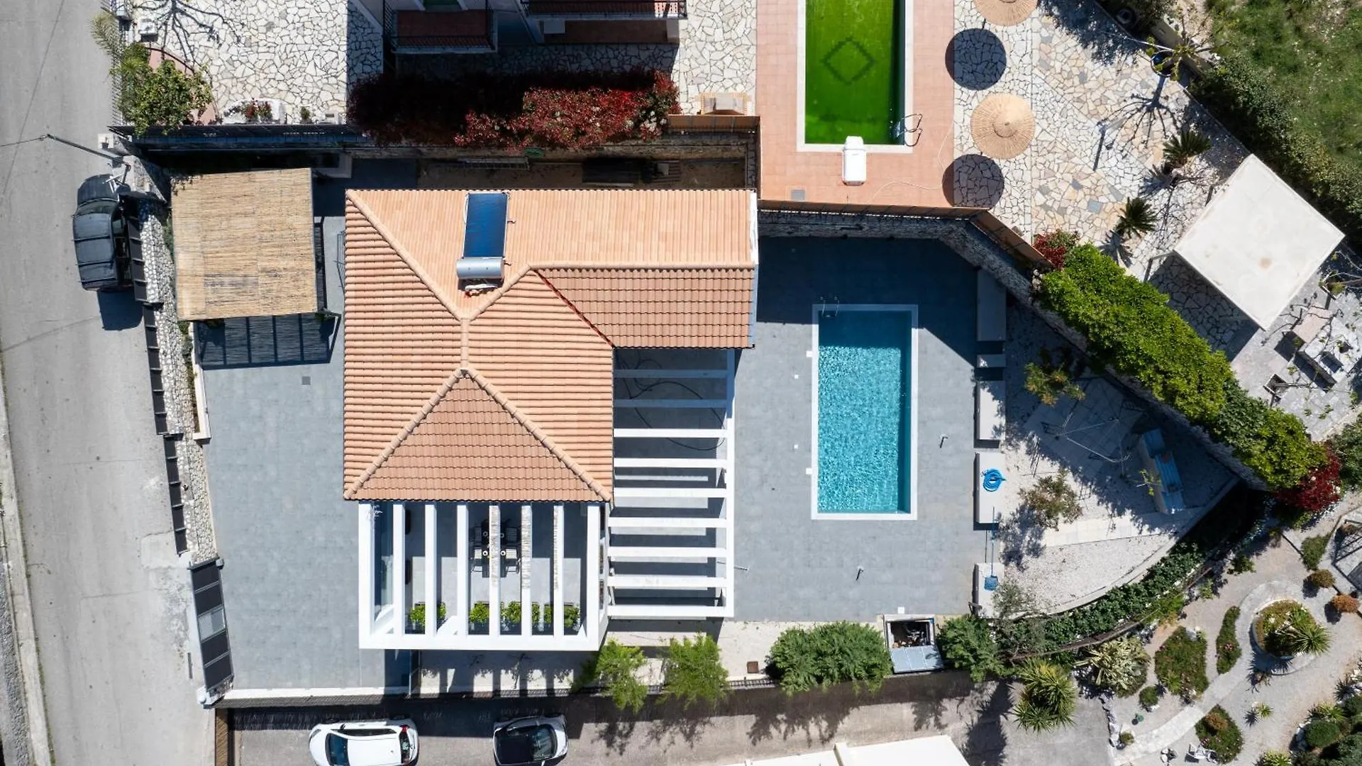 Legantes Luxury Apartments Makriotika 0*,
