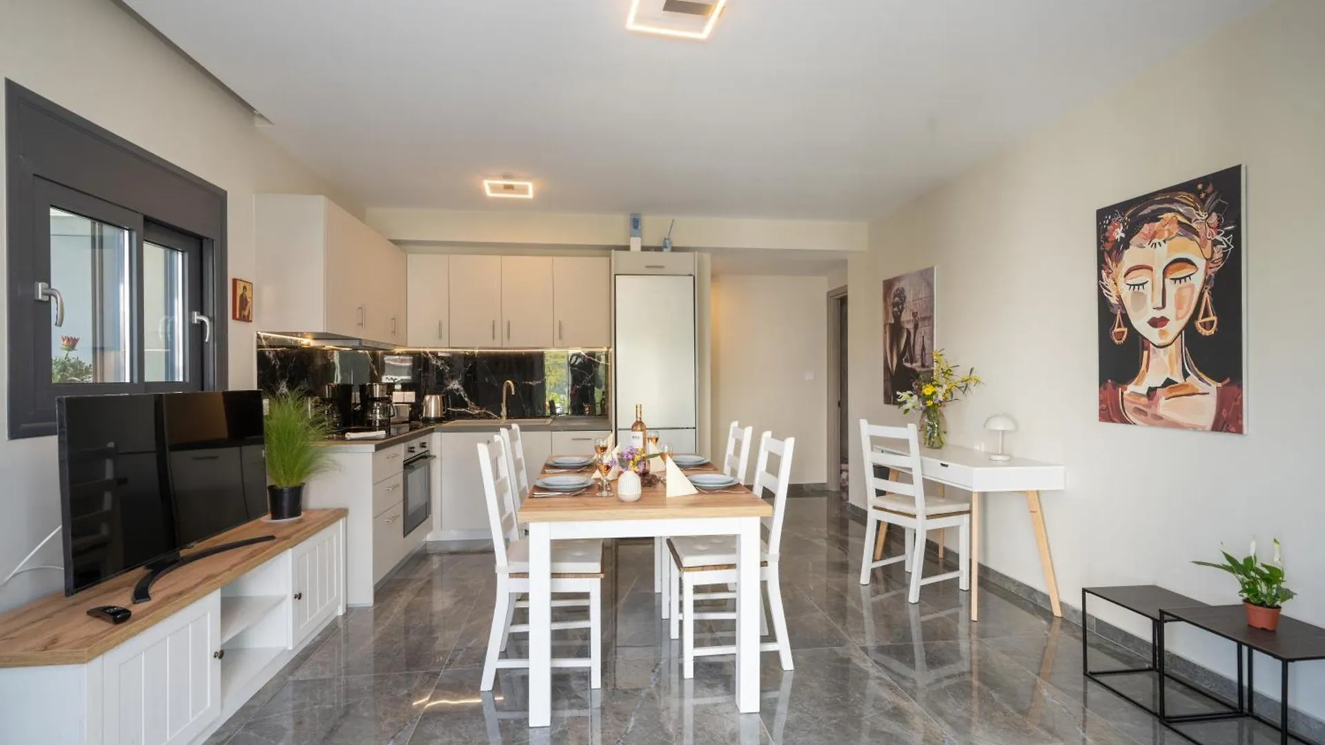 Legantes Luxury Apartments Makriotika Greece